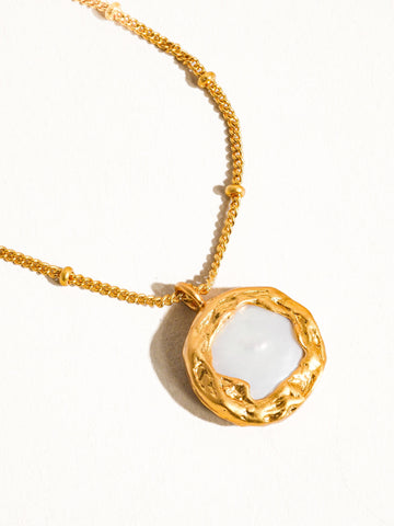 Vintage Round Pearl Necklace