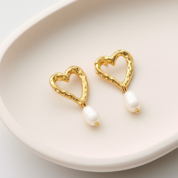 Lover’s Pearl Hearts