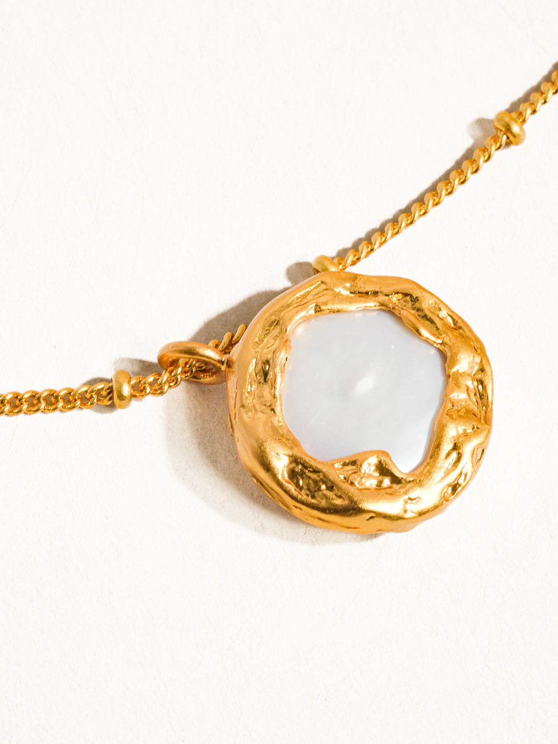 Vintage Round Pearl Necklace