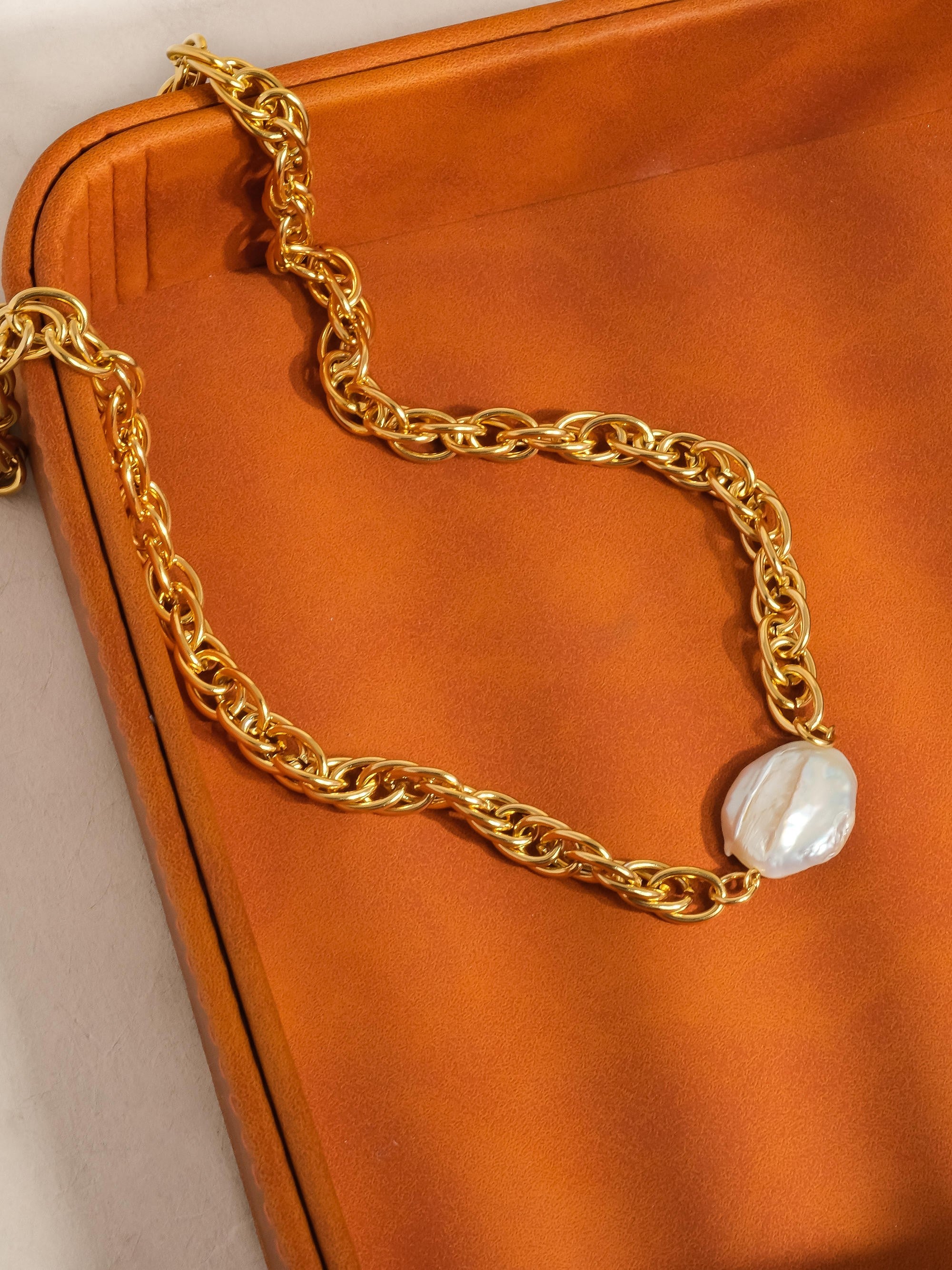 Bold Pearl Chain Necklace