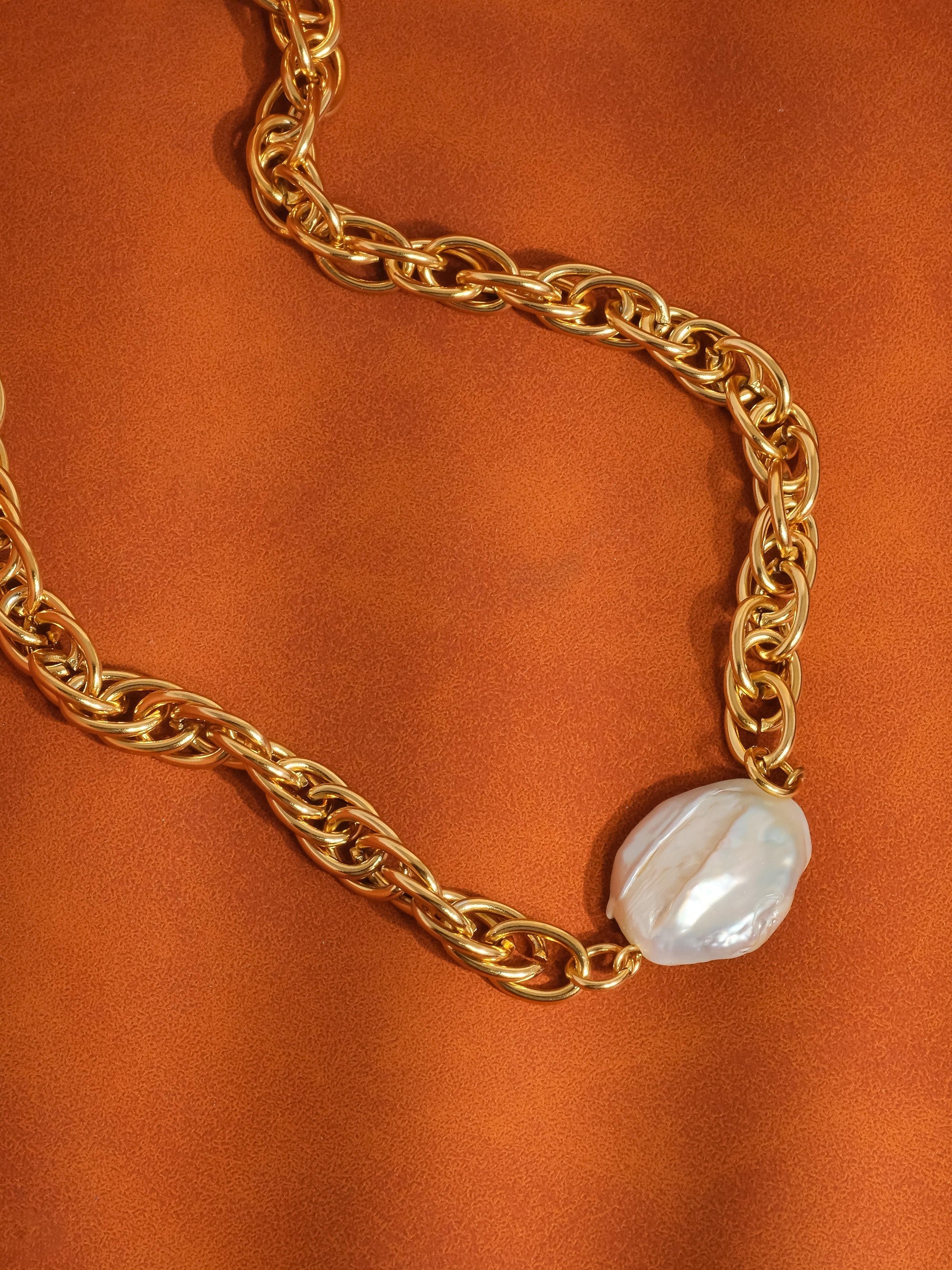 Bold Pearl Chain Necklace